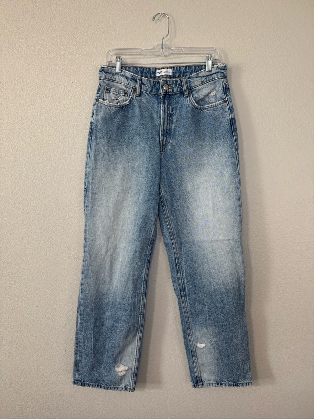 Zara Distressed Straight Leg Mom Jeans Light Wash Denim Size 6 - Picture 2 of 8